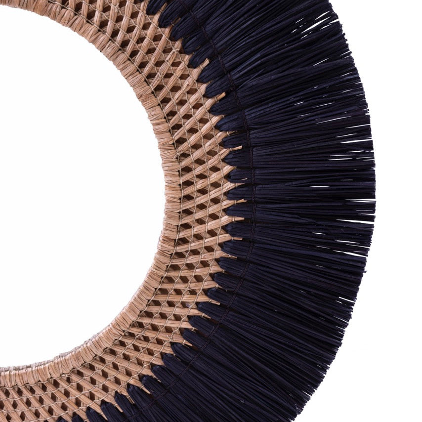 Runder Boho Spiegel Fumai aus Seegras, schwarz