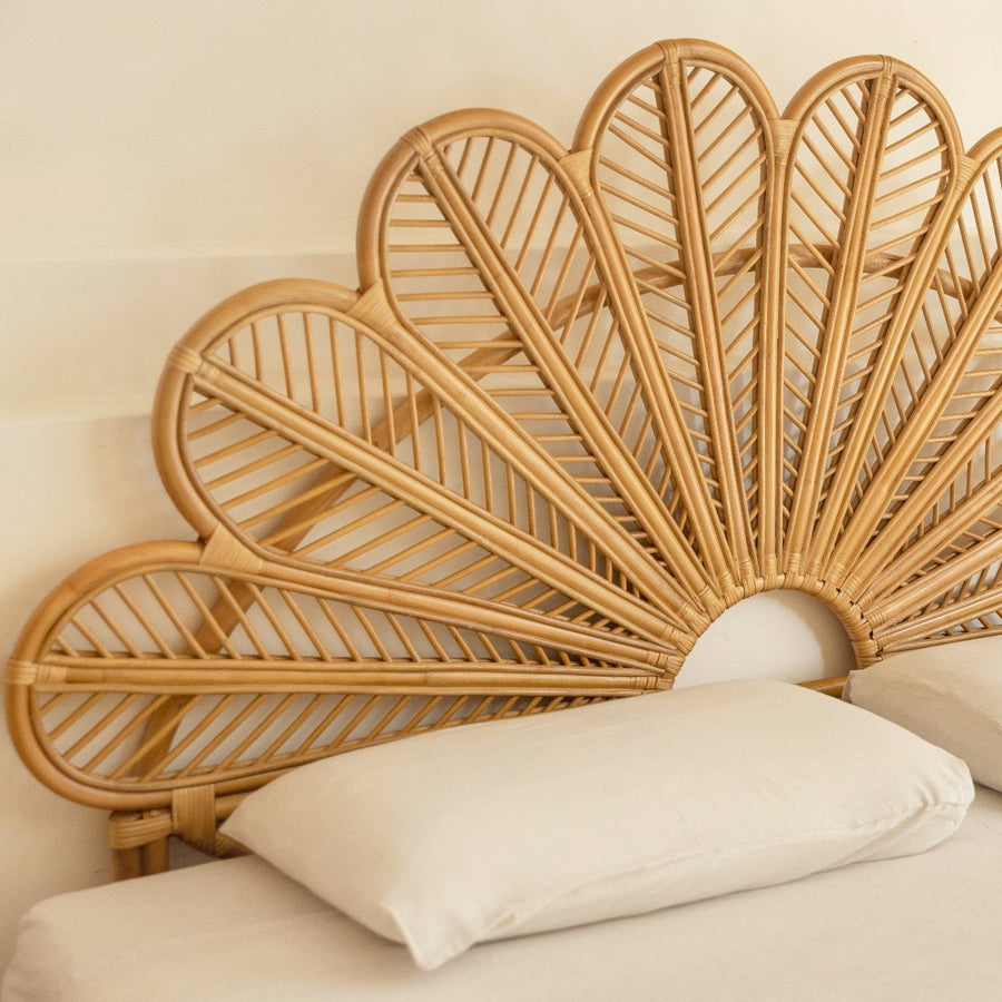 Boho Kopfteil Raja aus Rattan, naturbelassen