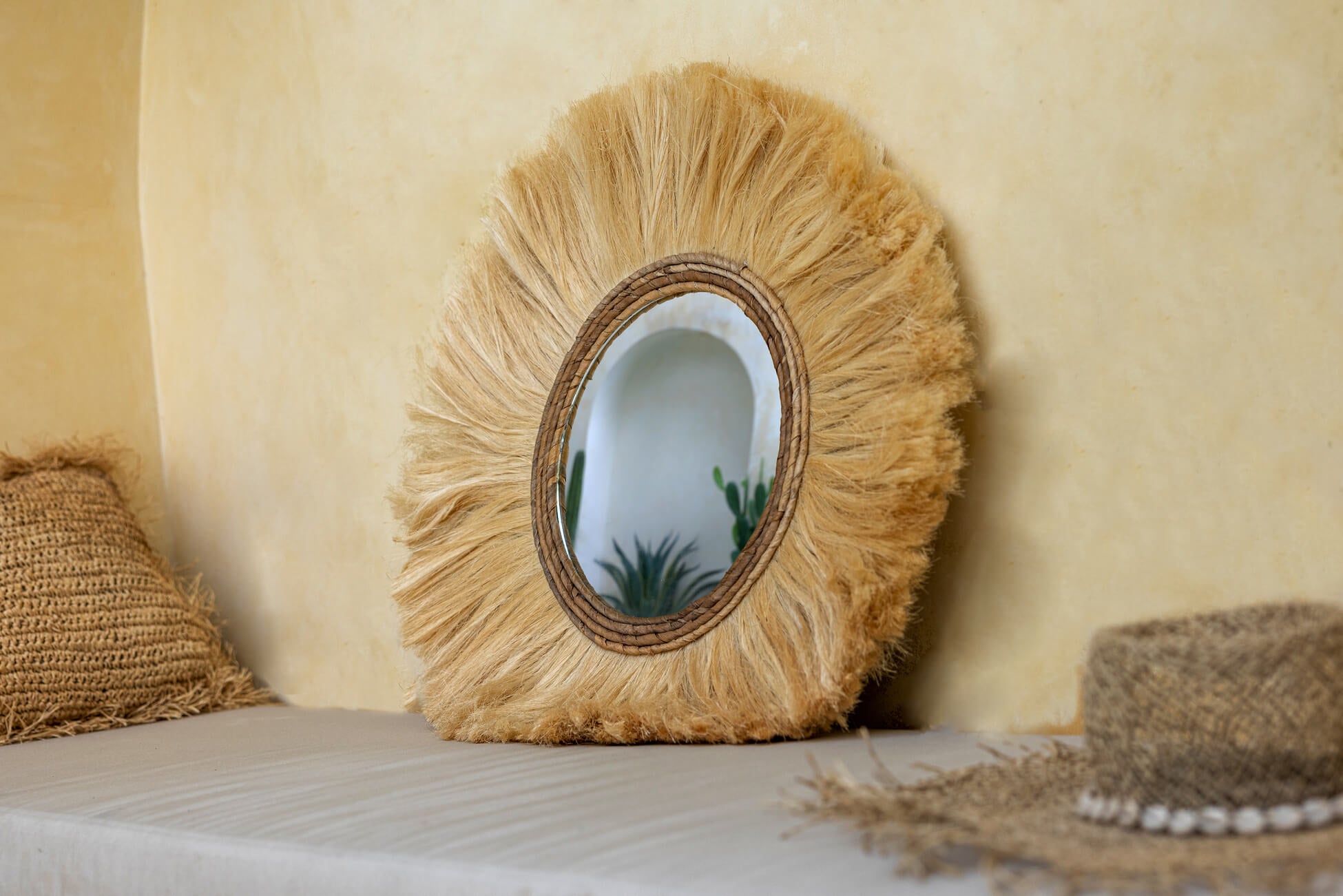 Nachaufnahme vom Spiegel Bani