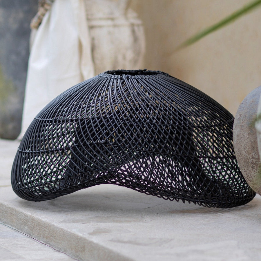 Rattan Lampe Bayu, schwarz