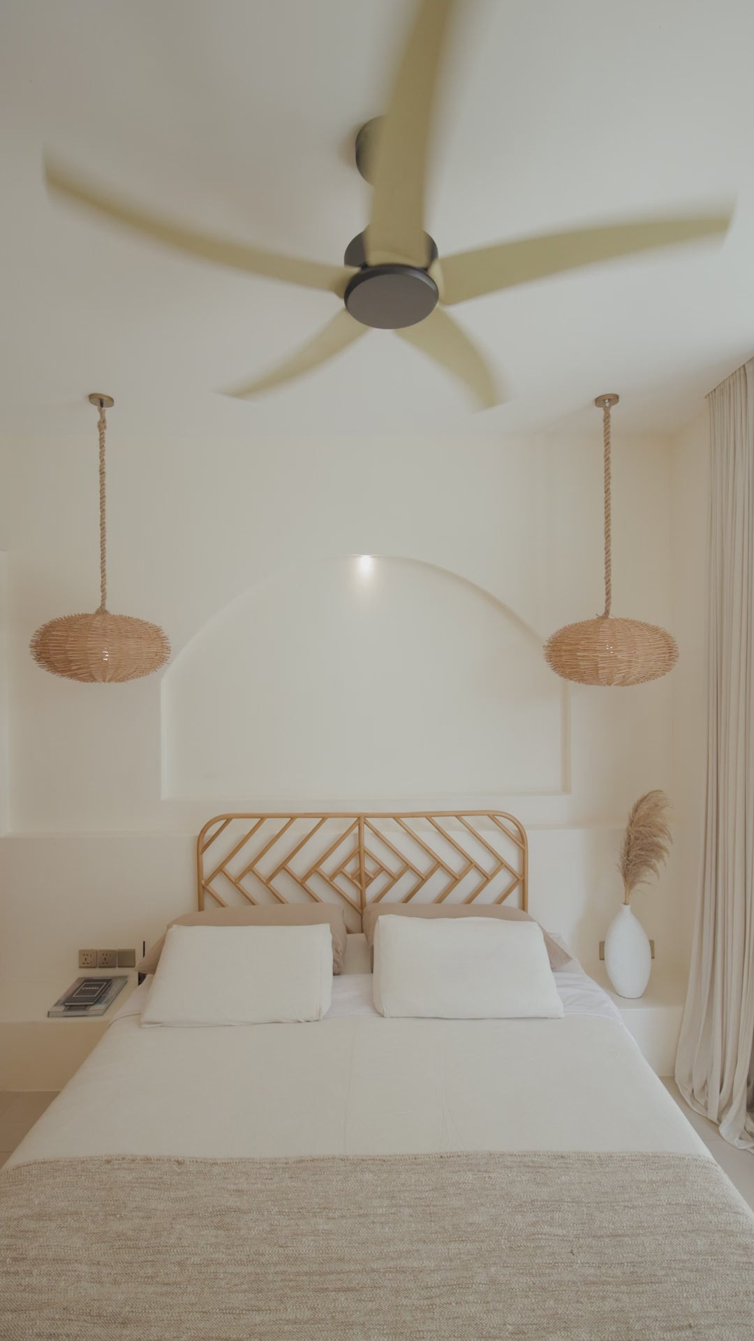 Bett Kopfteil Naela aus Rattan, naturbelassen
