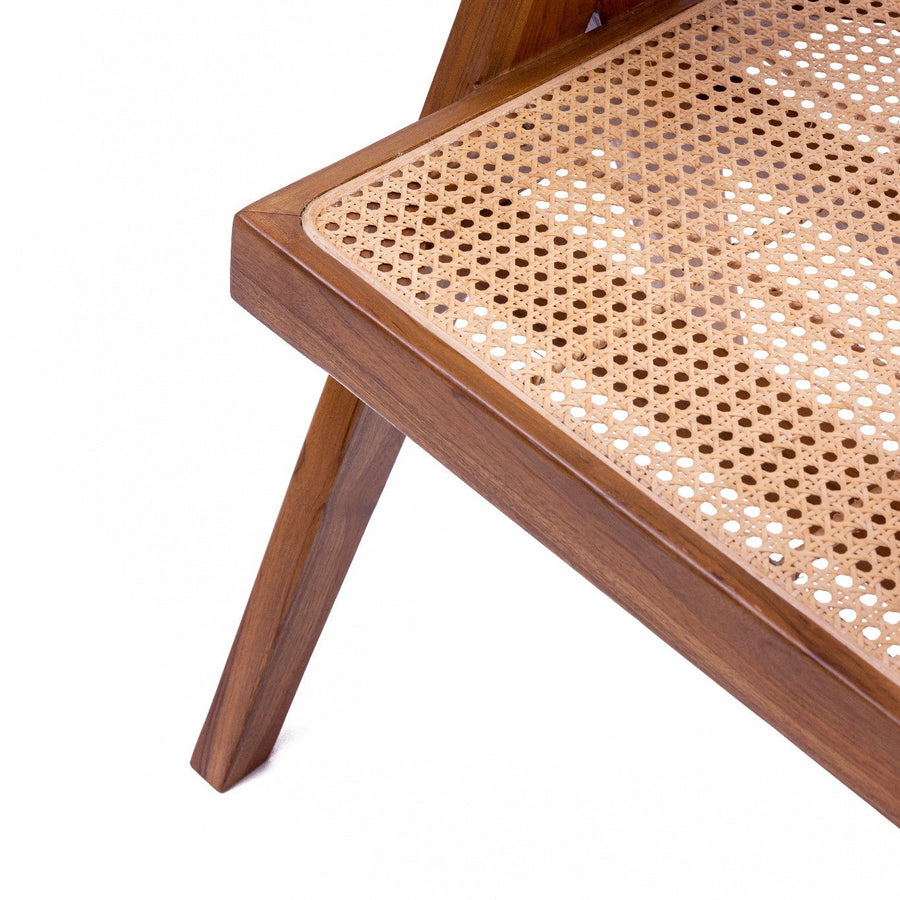 Detailansicht des Rattangeflechts am Vevani Stuhl